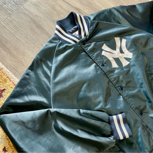 Vintage Chalk Line USA Made New York Yankees Starter Jacket - Picture 2 of 10
